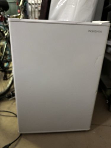 Insignia ft mini fridge - ft,