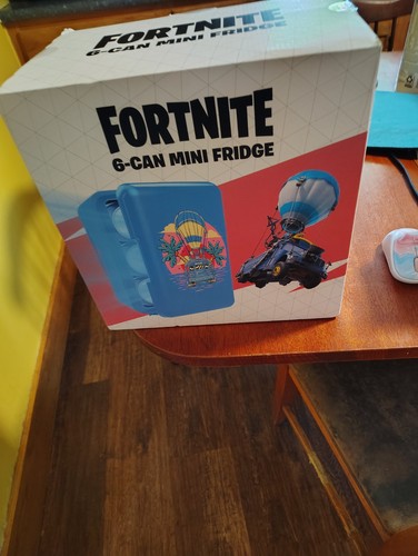 Pack mini fridge new never - pack,